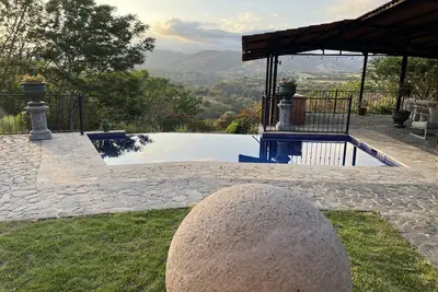 Image de Endless charm in the heart of the Central Valley
