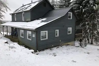 Image de Amish country Farmhouse in quiet Holmes County with fishing