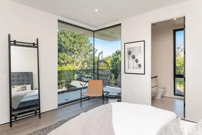 Image de Cozy Luxury Hotel Villa - Monthly Rental