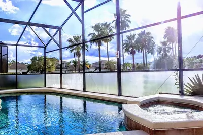 Image de Private Pool & Spa Only 8 mi to Disney! Gated Community