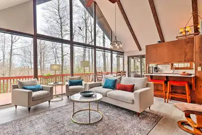 Image de Breathtaking Brevard Home w/ Screened Porch!