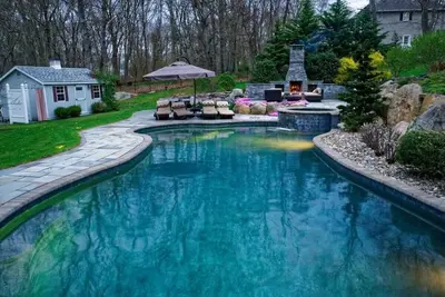 Image de Relax, Indulge, and Experience!