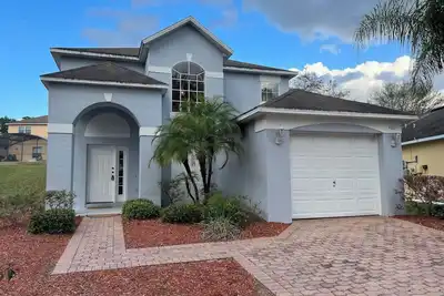 Image de Great value! with Private  pool and game room in gated community