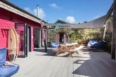 Image de Luxury 4 Bed Beach House