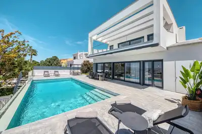 Image de 8 Person Modern Villa I Near the beach I Ferragudo