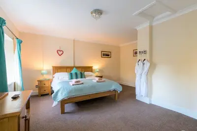 Image de Host & Stay | No. 4 Daisy Cottage