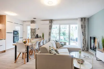 Image de Bleuprovence et Spa - Appt 3 étoiles baignoire balnéo terrasse à Nîmes