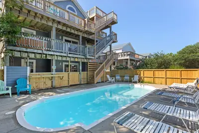 Image de Raise The Jolly Roger: Pool, Hot Tub, 9-Min Walk Beach