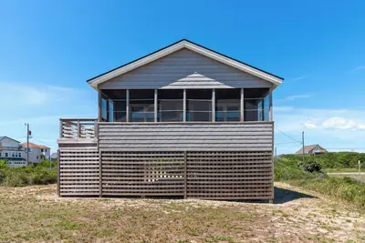 Image de 4085 Ten Forward * 5 Min Walk to Beach