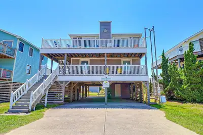 Image de 5070 Sandy Bottoms * 2 Min Walk to Beach