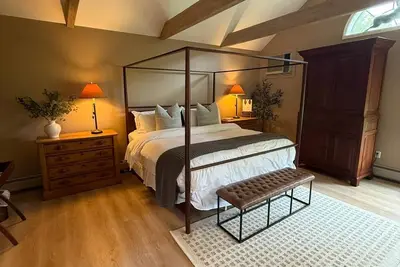 Image de Red Clover Inn Majestic King Suite near Killington