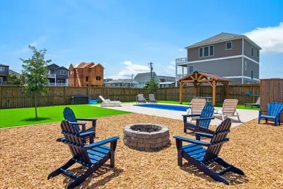 Image de Sandy Greens *4 Br *Pool *Fire Pit *250ft to Beach