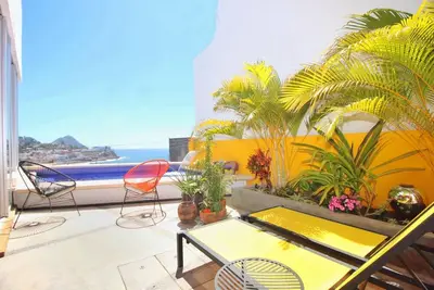 Casa Cascada - Luxury Home with Pool and Views!