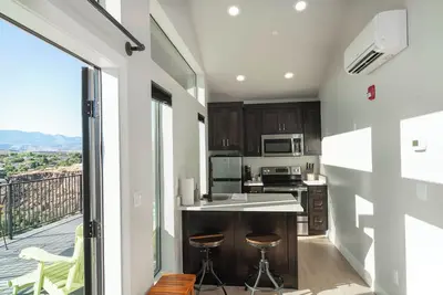 Image de Stunning View #11 at The Dwellings
