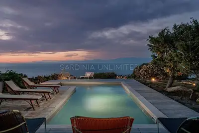 Image de Villa à Portobello Di Gallura avec 4 chambres à coucher, 8 couchages