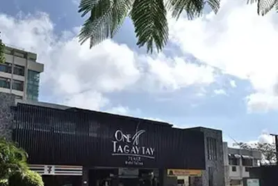 Private Condo very near in tourist spot area