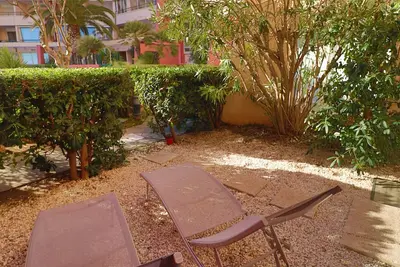Image de Appartement Rdc à Sète: 3 pièces, Piscine, Accès Plage, Parking, Wifi