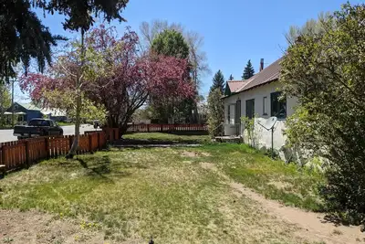 Image de Cheerful 3 bedroom in convenient location with a hot tub.