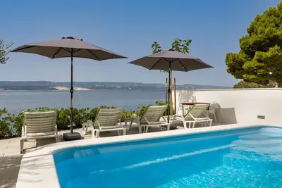 Villa on the beach with private pool