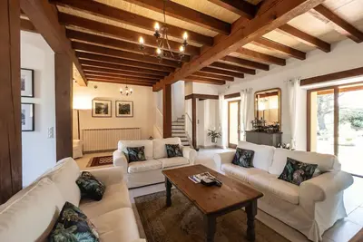 Image de South of France: Luxury Stay on a Vineyard. Sleeps 6. Private Pool.