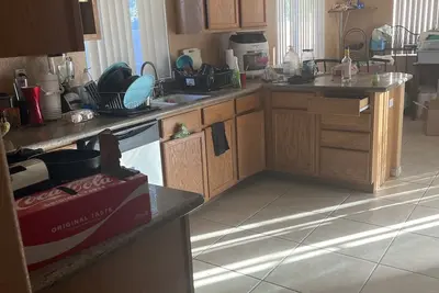 Image de Room 30 minutes away from Coachella