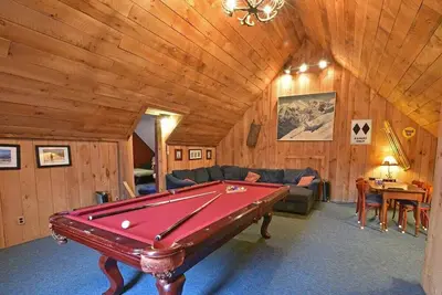 Image de Ludlow Village Home with Pool Table - Walk to Restaurants