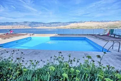 Image de Apartment La Eva Pag - One Bedroom Apartment with Balcony and Sea view