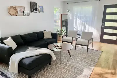 Image de Cozy little blue house in East Austin! 10 min from everything!