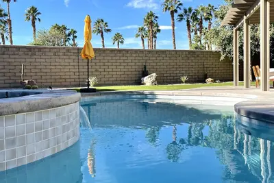 Sun Gold house -Pool&Spa, Fire pit and more!