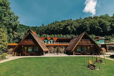 Image de Accommodation in a cottage within the sports resort