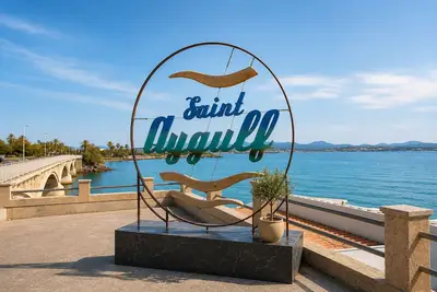 Image de Appartement duplex au cœur de Saint-Aygulf – à environ 300 m de la mer