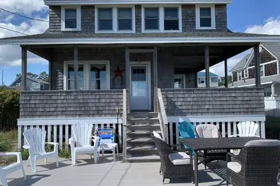 Image de Ocean front 4 Bedroom / 2 Bath cottage