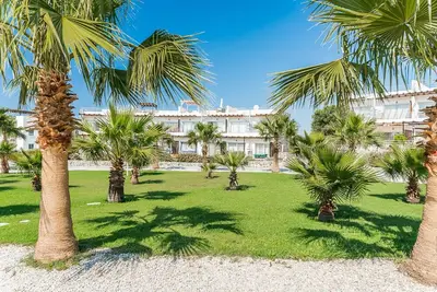 Image de Boutique apartment with stunning sea views