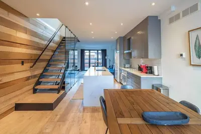 Image de Luxury Townhome 09 | Parking | Hosted By StayRafa