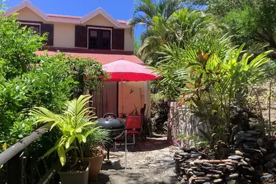 Image de Joli duplex climatisé à 3 mn à pied de la plage de Malendure