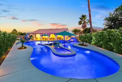 Image de Lazy River, Water slide, Arcade, Race track &Games, Playground