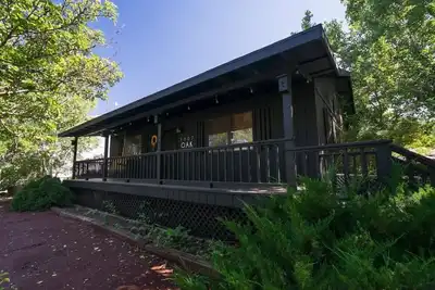 Image de Spacious Mountain Home- w/ game room- 5 min from downtown