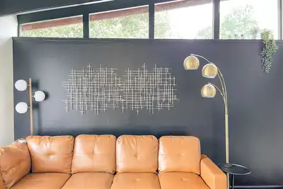 Image de Newly Remodeled - King Bed in Central Fort Smith