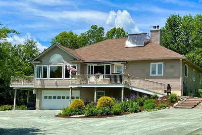 Image de Mt Washington Views, Theater Room, Pool Table, Hot Tub, Fire Pit, On 40 Acres
