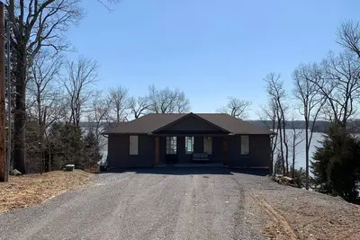 Image de River Run: Stunning Lakefront Escape