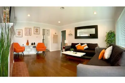 Image de Bright 2 Bedroom Cozy House! Pasadena/Alhambra Prime Location! Dogs Ok!