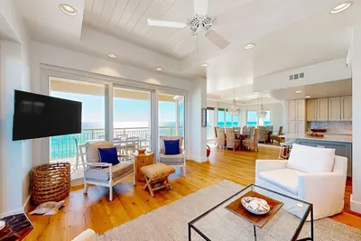 Image de Lavish High Pointe condo with resort pool, amazing ocean view & pickleball