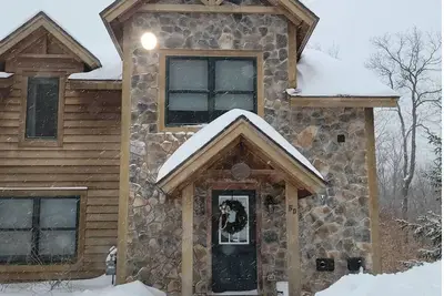 Image de Cozy ski retreat on Mt. Snow!