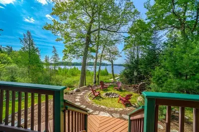 Image de Elegance & Peacefulness on Spider Lake-Fish/Kayak/Bike!