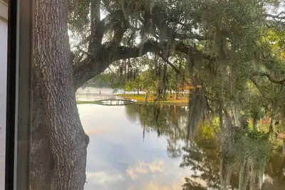 Image de Rent/Sale Peaceful Waterfront/Lake 2 bed/1. 5 ba Belle Isle Yacht Club Georgetown