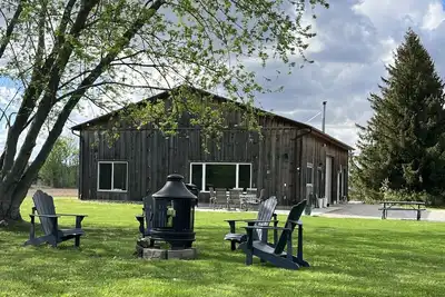 Image de Private country suite on pond located In Amish country. Only 5 min from Norwich