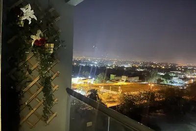Image de Luxury never goes wrong come relax in this stunning apartment with the best view