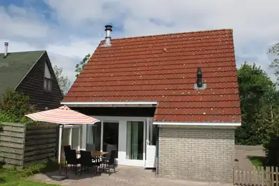 Image de Vacation home for 6 guests with 70m² in Dt Oostmahorn near Anjum (167142)