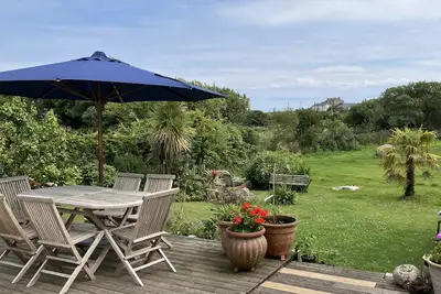 Image de Wonderful, spacious home, 5 minutes from Porthcurno Beach and The Minack Theatre