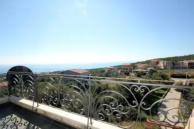 Image de Lovely 2bdrs condo with pool and sea view